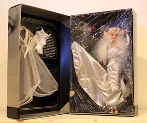 barbie fao schwarz silver screen doll by mattel exclusive limited