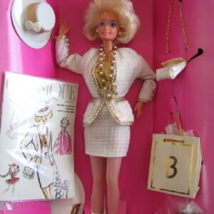 Mattel 1993 Classique City Style Barbie