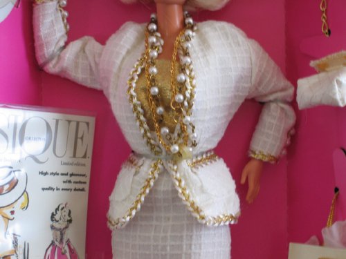 Mattel 1993 Classique City Style Barbie