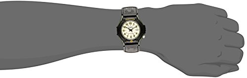 CASIO Men's FT500WC-3BVCF Forester Sport Watch with Nylon Band