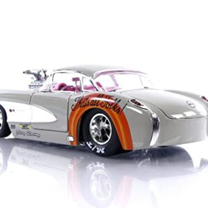 Looney Tunes 1:24 1957 Chevrolet Corvette Die-cast Car & 2.75" Bugs Bunny Figure, Toys for Kids and Adults