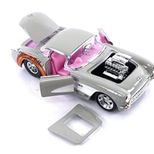 Looney Tunes 1:24 1957 Chevrolet Corvette Die-cast Car & 2.75" Bugs Bunny Figure, Toys for Kids and Adults