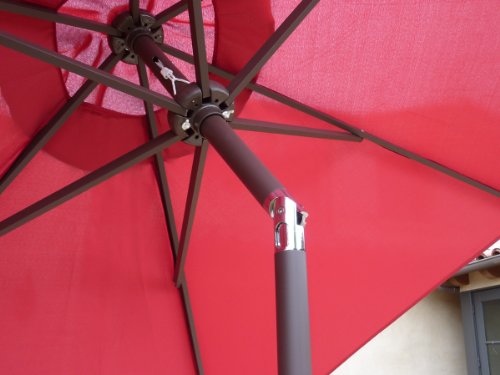 Formosa Covers 7.5 ft Outdoor Patio Umbrella Market Style with Crank & Tilt, Aluminum Anti-Rust Pole with Flexible Fiberglass Ribs - Perfect for Patio, Deck, Small Bistro, and Pool - Red