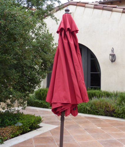 Formosa Covers 7.5 ft Outdoor Patio Umbrella Market Style with Crank & Tilt, Aluminum Anti-Rust Pole with Flexible Fiberglass Ribs - Perfect for Patio, Deck, Small Bistro, and Pool - Red