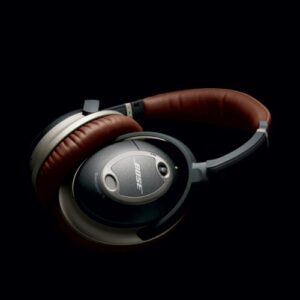 Bose QuietComfort 15 Acoustic Noise Cancelling Headphones - Limited Edition (Discontinued by Manufacturer)