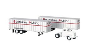 bachmann industries southern pacific 1950's/60's truck cab want two piggy back trailers (ho scale train)