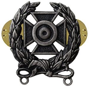 army badge: expert shooting - regulation size, silver oxidized