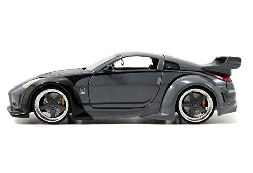 Jada Toys Fast & Furious 1:24 D.K.'s Nissan 350Z Die-cast Car, Toys for Kids and Adults, Grey and Black (97172)