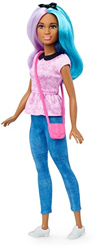 Barbie Fashionista Petite Doll with 2 Additional Outfits