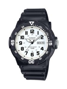 casio men's 'classic' quartz resin watch, color:black (model: mrw200h-7bv)