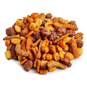 Amazon Fresh Sweet & Spicy, Trail Mix, 40 Oz