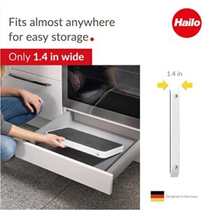 Hailo OneStep | Steel step | One large step with non-skid mat | Folding safety mechanism with unlocking button | Easy storage | Lightweight | White