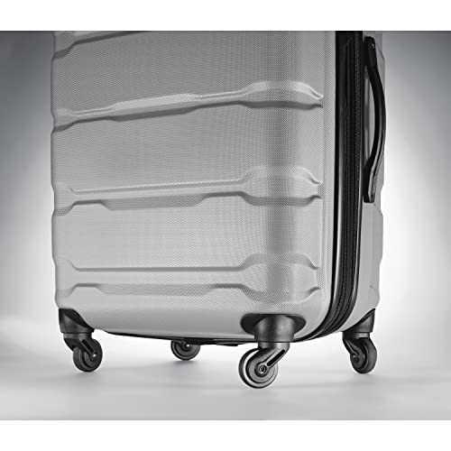 Samsonite Omni PC Hardside Expandable Luggage with Spinner Wheels, Carry-On 20-Inch, Silver