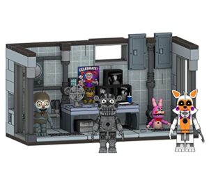 five nights at freddy's sister location series 3 private room construction set with lolbit and jumpscare freddy figures