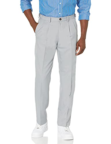 Amazon Essentials Men's Classic-Fit Expandable-Waist Pleated Dress Pant, Light Grey, 31W x 28L