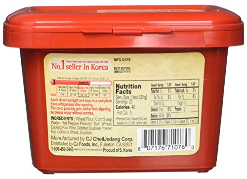 CJ Haechandle Gochujang - Hot Pepper Paste, Korean Traditional Fermented Jang, Made with Red Hot Chili Peppers, Sweet & Spicy Flavor, 1.1 Lb (Pack of 1)