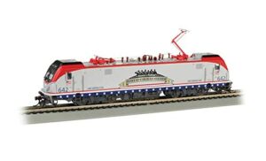 bachmann trains acs-64 dcc wowsound equipped electric locomotive amtrak #642 - salutes our veterans - ho scale, prototypical silver