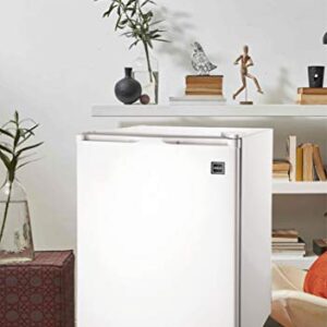 RCA RFR283-WHITE 2.6 Cu. Ft. Compact Refrigerator, White