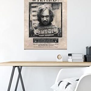 Trends International The Wizarding World: Harry Potter - Sirius Black Wanted Poster Wall Poster, 22.375" x 34", Poster & Mount Bundle