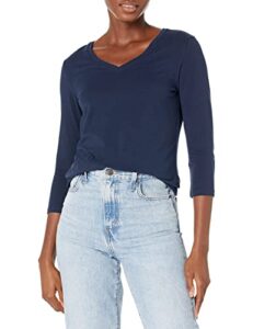amazon essentials women's classic-fit 3/4 sleeve v-neck t-shirt (available in plus size), navy, medium