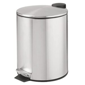 mDesign Metal 1.3 Gallon/5 Liter Round Step Trash Wastebasket, Garbage Container Bin with Lid for Bathroom, Powder Room, Bedroom, Kitchen, Craft Room, Office - Removable Liner Bucket - Brushed/Chrome