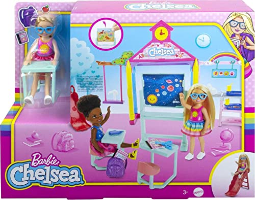 Barbie Club Chelsea School Playset with Blonde Small Doll & Classroom Accessories, Flipping Blackboard, Cafeteria, Desks & More (Amazon Exclusive)