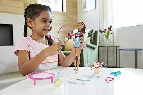 Barbie Gymnast Playset, Spin 'N Twirl Teresa Doll Flips & Spins Hoops, Pet Has Bouncing Trampoline & Waves Ribbons, Themed Accessories (Amazon Exclusive)