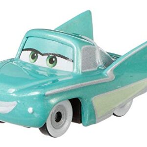 Disney Cars Mini Racers 'Nighttime in Radiator Springs' 3-Pack Cruisin' Lighting McQueen, Red Ramone, Flo