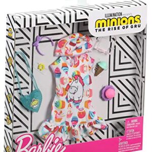 Barbie Storytelling Fashion Pack of Doll Clothes Inspired by Minions: Hoodie Dress and 6 Accessories Dolls, Gift for 3 to 8 Year Olds