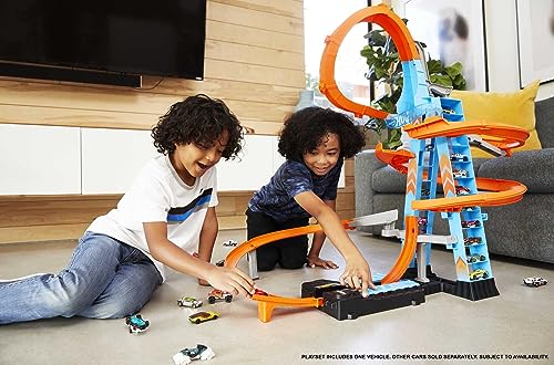 Hot Wheels Sky Crash Tower Track Set, 2.5+ ft High with Motorized Booster, Orange Track & 1 Hot Wheels Vehicle, Race Multiple Cars, Gift for Kids 5 to 10 Years Old & Up