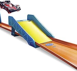 Hot Wheels Track Builder Pack Assorted Stunt Sets (Styles May Vary)