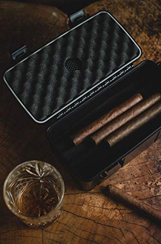 Pardo Cigar Travel Humidors with Built-in Humidifier Disc - Holds up to 15 Cigars - Airtight, Waterproof, Portable & Durable Humidor Cigar Box - Cigar Accessories Ideal Valentines Day Gifts for Him