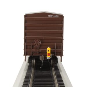 Bachmann Trains - 50' Outside Braced Box Car with Flashing End of Train Device - Frisco # 44213 - HO Scale, 14908