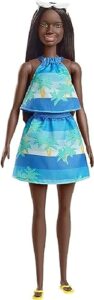barbie loves the ocean beach-themed doll (11.5-inch brunette), made from recycled plastics, wearing fashion & accessories, gift for 3 to 7 year olds