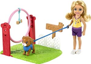 barbie chelsea can be dog trainer playset with blonde chelsea doll (6-in), dog & leash, jumping hoop, obstacle cones, training treats & more, great gift for ages 3 years old & up