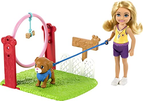 Barbie Chelsea Can Be Dog Trainer Playset with Blonde Chelsea Doll (6-in), Dog & Leash, Jumping Hoop, Obstacle Cones, Training Treats & More, Great Gift for Ages 3 Years Old & Up