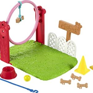 Barbie Chelsea Can Be Dog Trainer Playset with Blonde Chelsea Doll (6-in), Dog & Leash, Jumping Hoop, Obstacle Cones, Training Treats & More, Great Gift for Ages 3 Years Old & Up