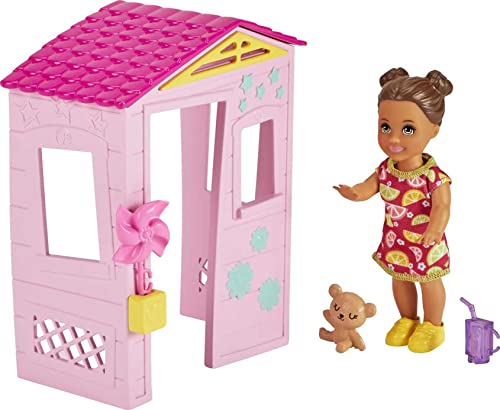 Barbie Skipper Babysitters Inc. Accessories Set with Small Toddler Doll & Pink Playhouse, Plus Pinwheel, Teddy Bear & Cup, Gift for 3 to 7 Year Olds
