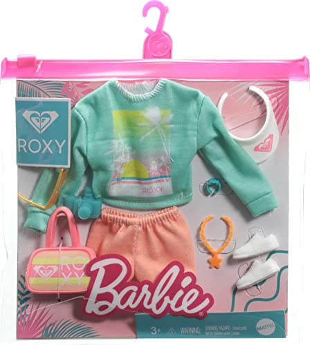 Barbie Storytelling Fashion Pack of Doll Clothes Inspired by Roxy: Sweatshirt with Roxy Graphic, Orange Shorts & 7 Beach-Themed Accessories Dolls Including Camera