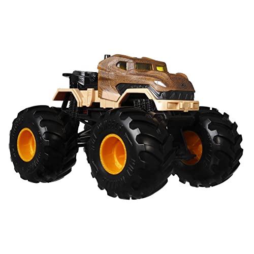 Hot Wheels Monster Trucks, Oversized Monster Truck, 1:24 Scale Die-Cast Toy Truck with Giant Wheels and Cool Designs