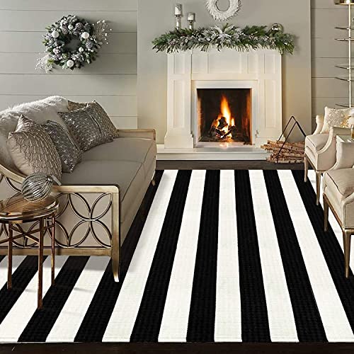 LEEVAN Outdoor Rug 5x8 Black and White Patio Decor Rug, Cotton Washable Indoor Outdoor Rug, Farmhouse Woven Porch Front Rug Reversible Foldable Rug Layered Door Mat for Porch/Front Door/Entrance