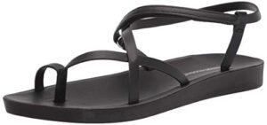 amazon essentials women's strappy footbed sandal, black, 7.5