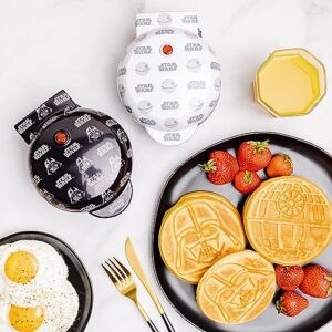 uncanny brands star wars mini waffle maker set- darth vader & death star