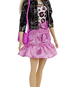 Barbie Advent Calendar with Barbie Doll (12-in), 24 Surprises Including Day-to-Night Trendy Clothing & Accessories, Festive Holiday Themed Packaging for Kids 3 to 7 Years Old