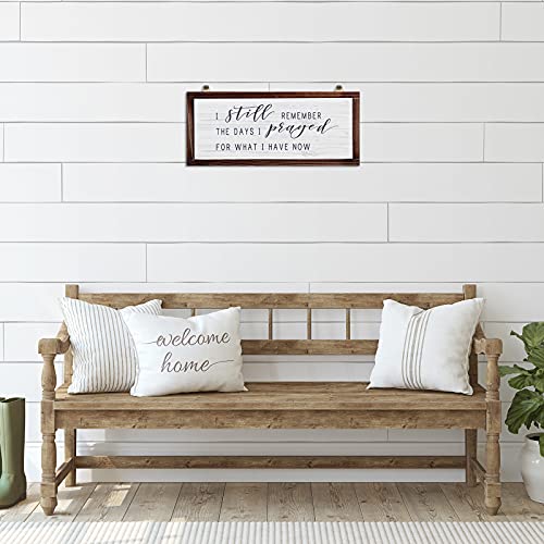 I Still Remember The Days I Prayed for What I Have Now Rustic Wood Wall Sign Hanging Wood Sign Retro Vintage Home Decor Wooden Farmhouse Plaque for Garden Home Farmhouse (White Background)