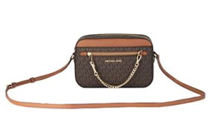 jet set large logo crossbody bag