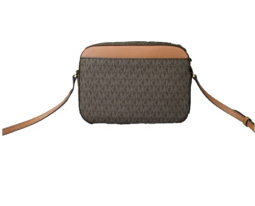 Jet Set Large Logo Crossbody Bag