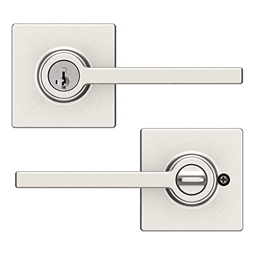 Kwikset Casey Entry Door Handle with Lock and Key, Secure Keyed Reversible Lever Exterior, For Front Entrance and Bedrooms, Satin Nickel, Pick Resistant Smartkey Rekey Security and Microban