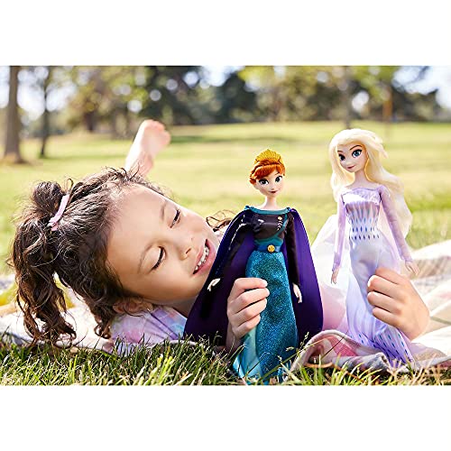 Disney Store Official Princess Elsa Classic Doll for Kids, Frozen 2, 11½ Inches, Includes Golden Brush with Molded Details, Fully Posable Toy in Satin Dress - Suitable for Ages 3+ Toy Figure