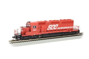 bachmann trains - emd sd 40-2 dcc ready diesel locomotive - soo line #6601 - ho scale